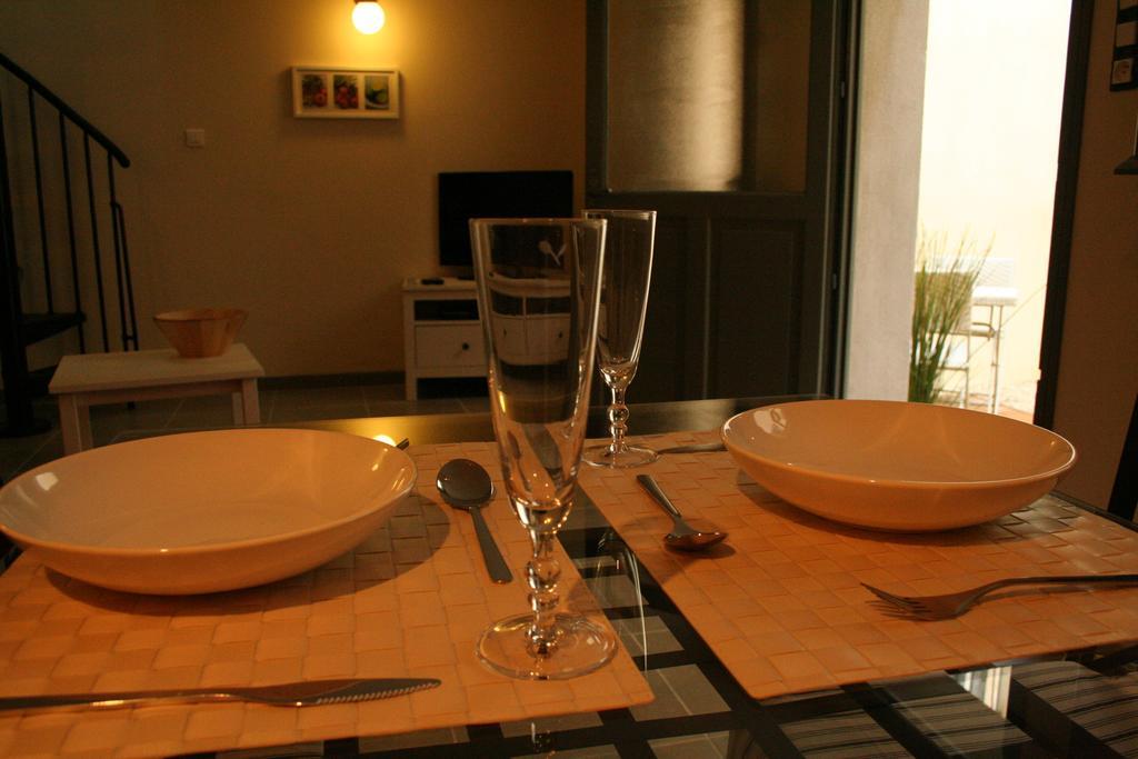 Carcassonne Pont Vieux Apartments Ngoại thất bức ảnh
